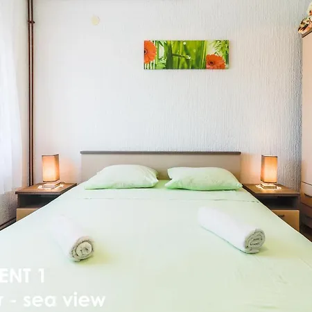 Beautiful Sea View Apartments - Niko Ceko Vrsar Exterior photo